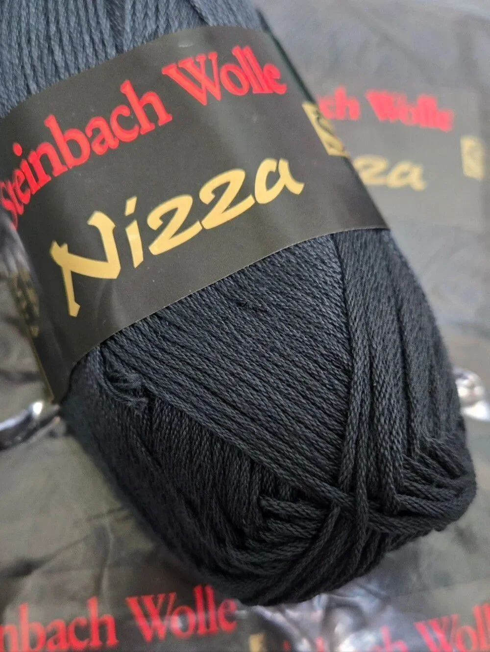 20 SKEINS NIP Steinbach Wolle Nizza Yarn Bundle - NAVY BLUE